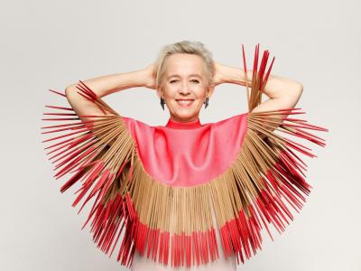 Anne Dorte Michelsen holder foredrag i Kulturhuset. Foto: Robin Skjoldborg